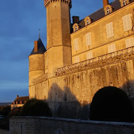 Couette-café Maison Conti Montmirail (Sarthe)
